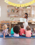 Przegląd kursów Montessori w Polsce: plik do pobrania